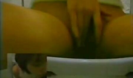 Đi nghỉ với một ngôi sao phim sec thu ngua khiêu dâm trong nước
