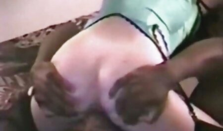 Người phụ nữ Ấn độ cho thấy cô ấy hoàn sec thu du nguoi toàn webcam