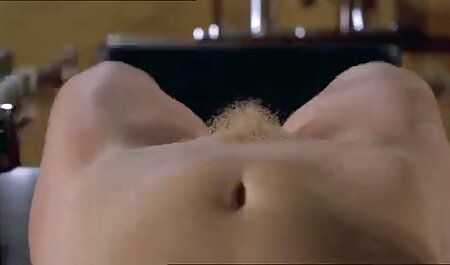 Nóng và mồ hôi, âm hộ của một mô hình khiêu dâm với kính được đồ chết tiệt trong phòng tắm sec ngua dit nguoi hơi
